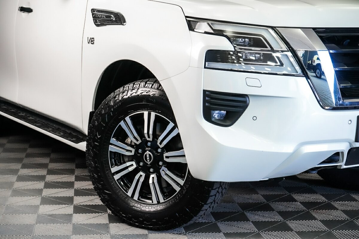 Nissan Patrol image 2