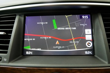 https://vehicle-cdn.autoleague.cloud/30640_U110375_13.jpg