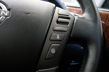 https://vehicle-cdn.autoleague.cloud/30640_U110375_20.jpg