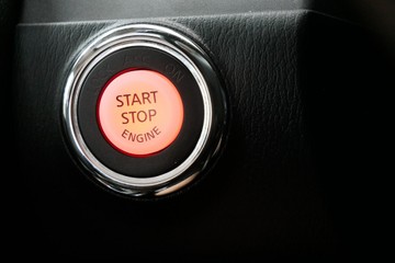 https://vehicle-cdn.autoleague.cloud/30640_U110375_22.jpg