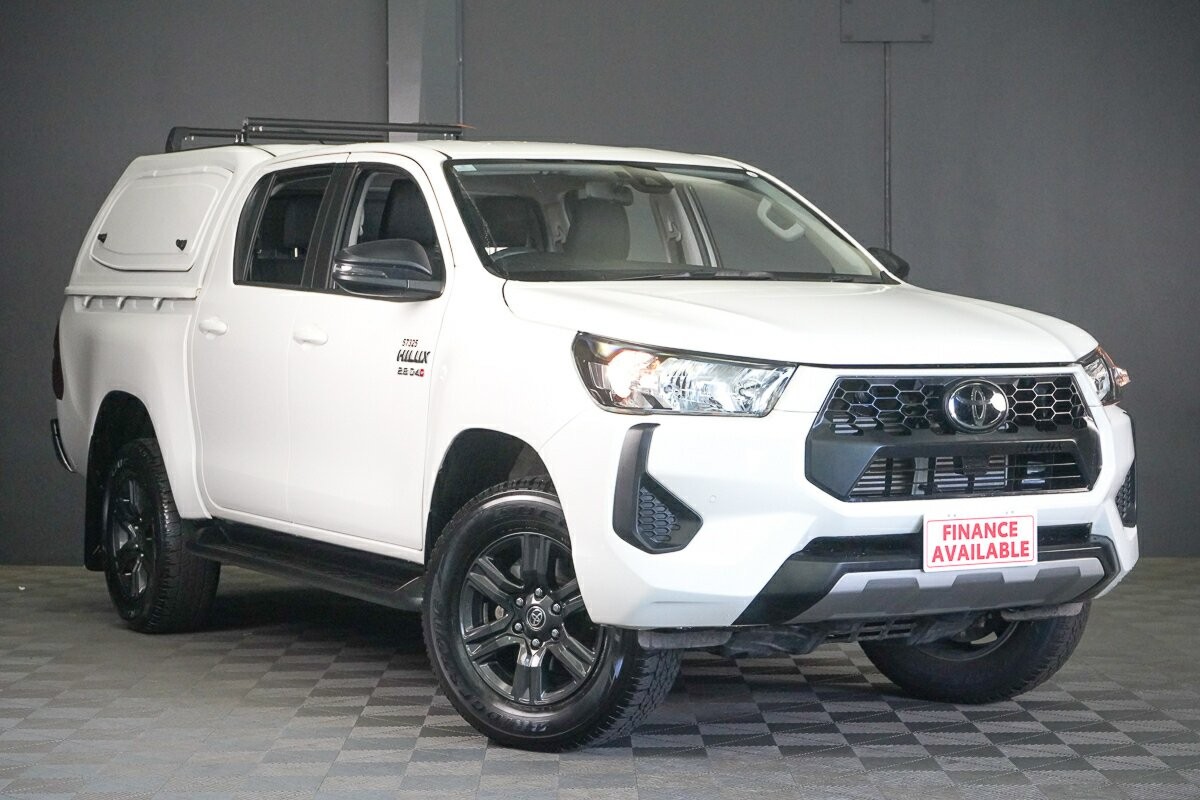 Toyota Hilux image 1