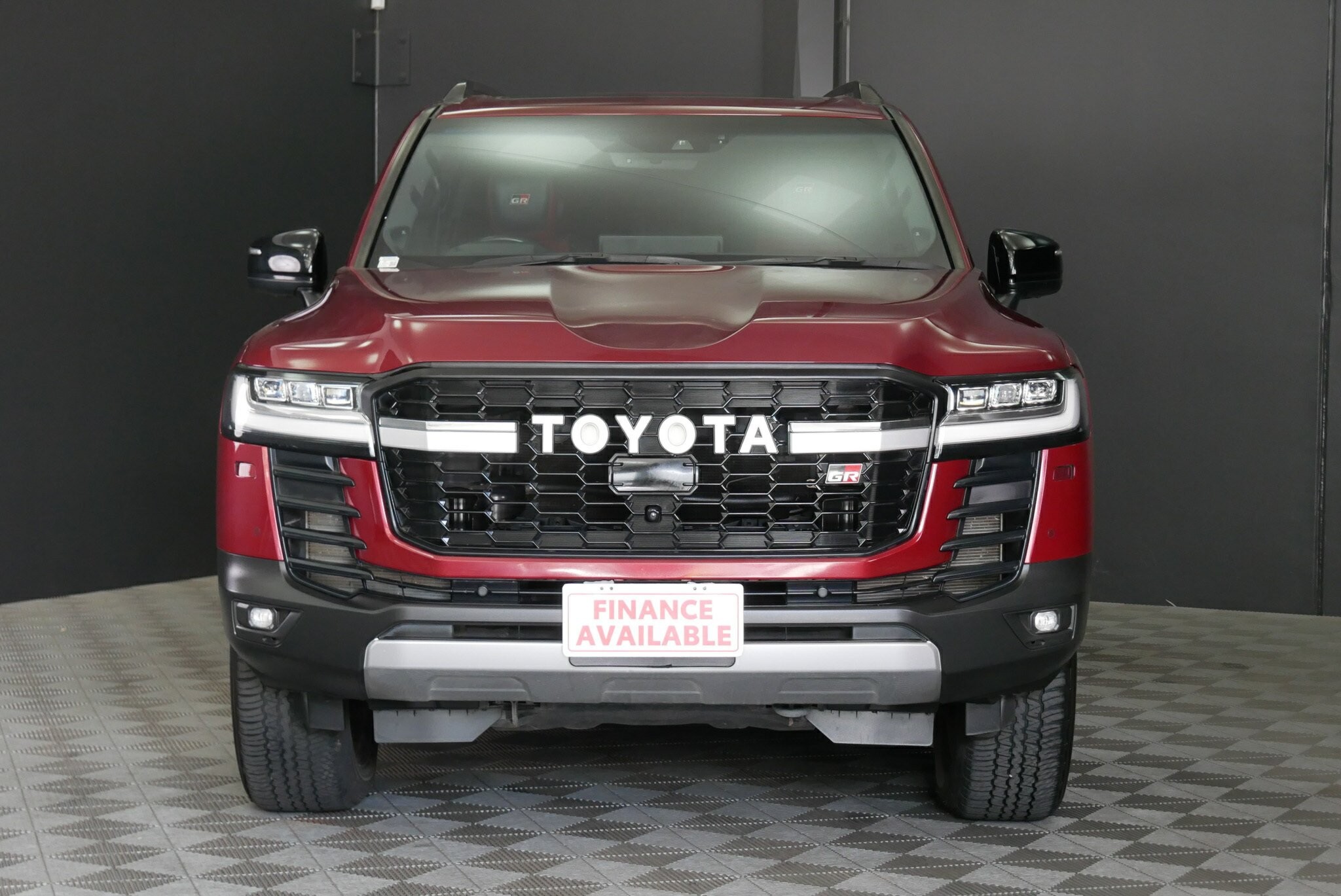 Toyota Landcruiser image 2