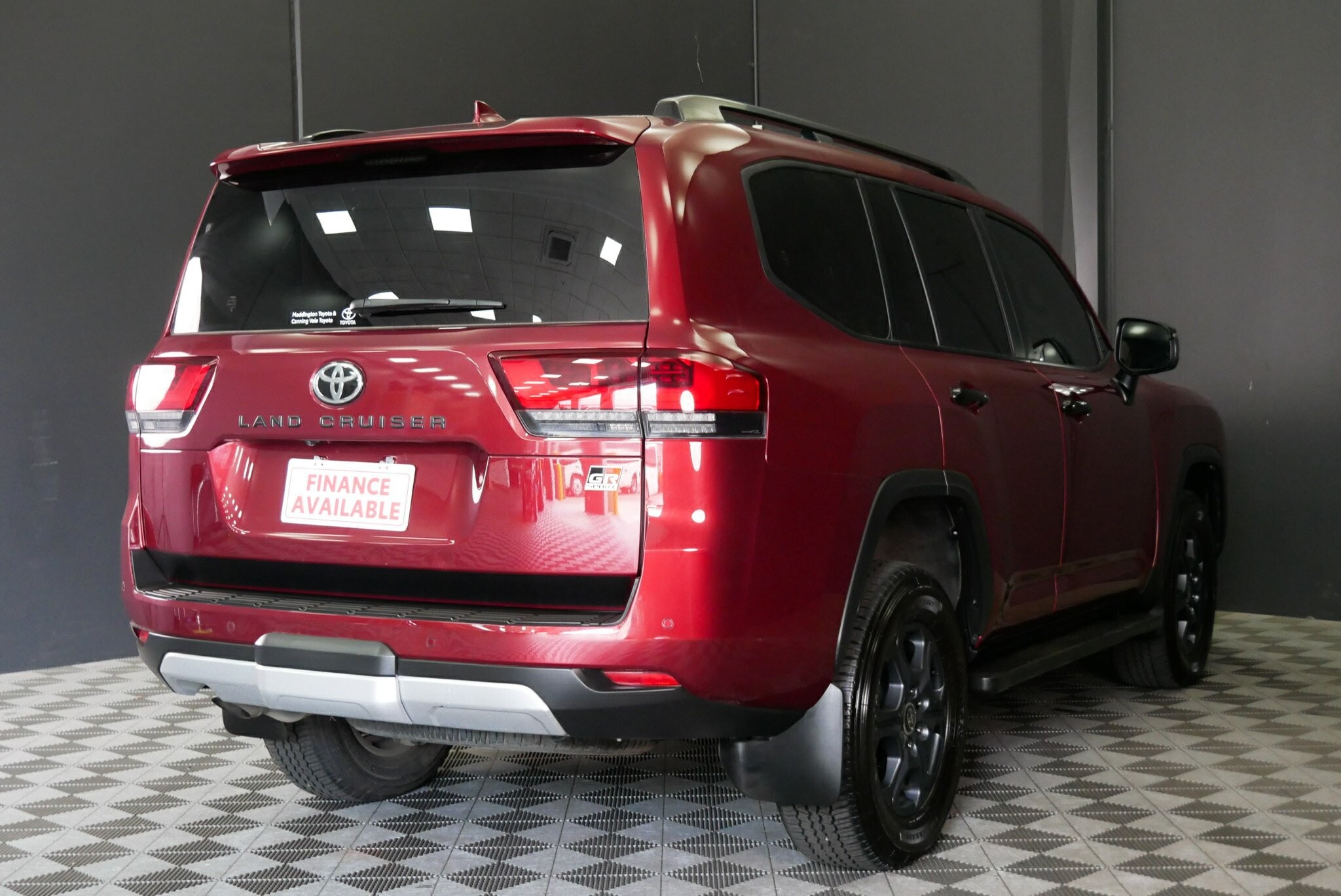 Toyota Landcruiser image 4