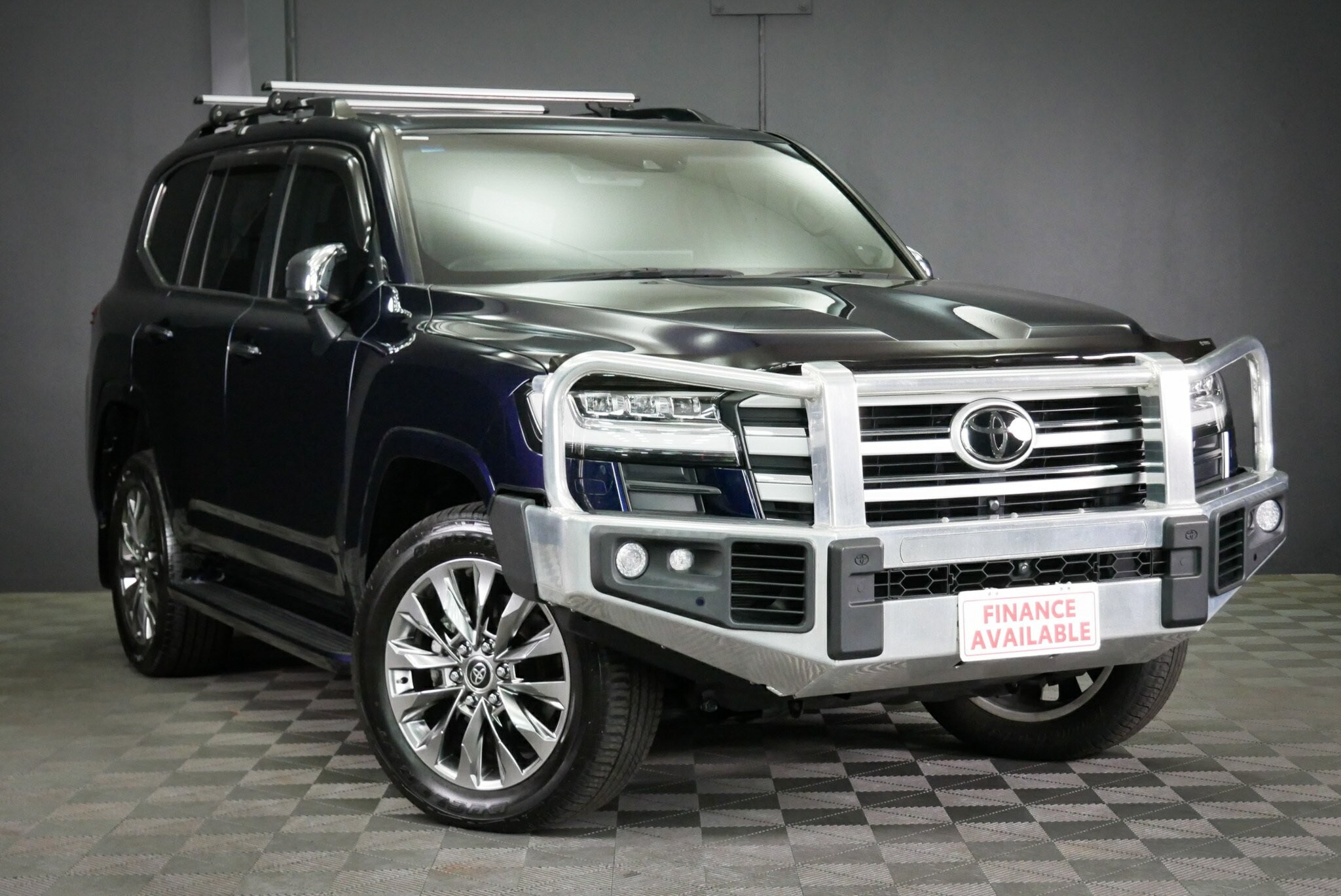 Toyota Landcruiser image 1