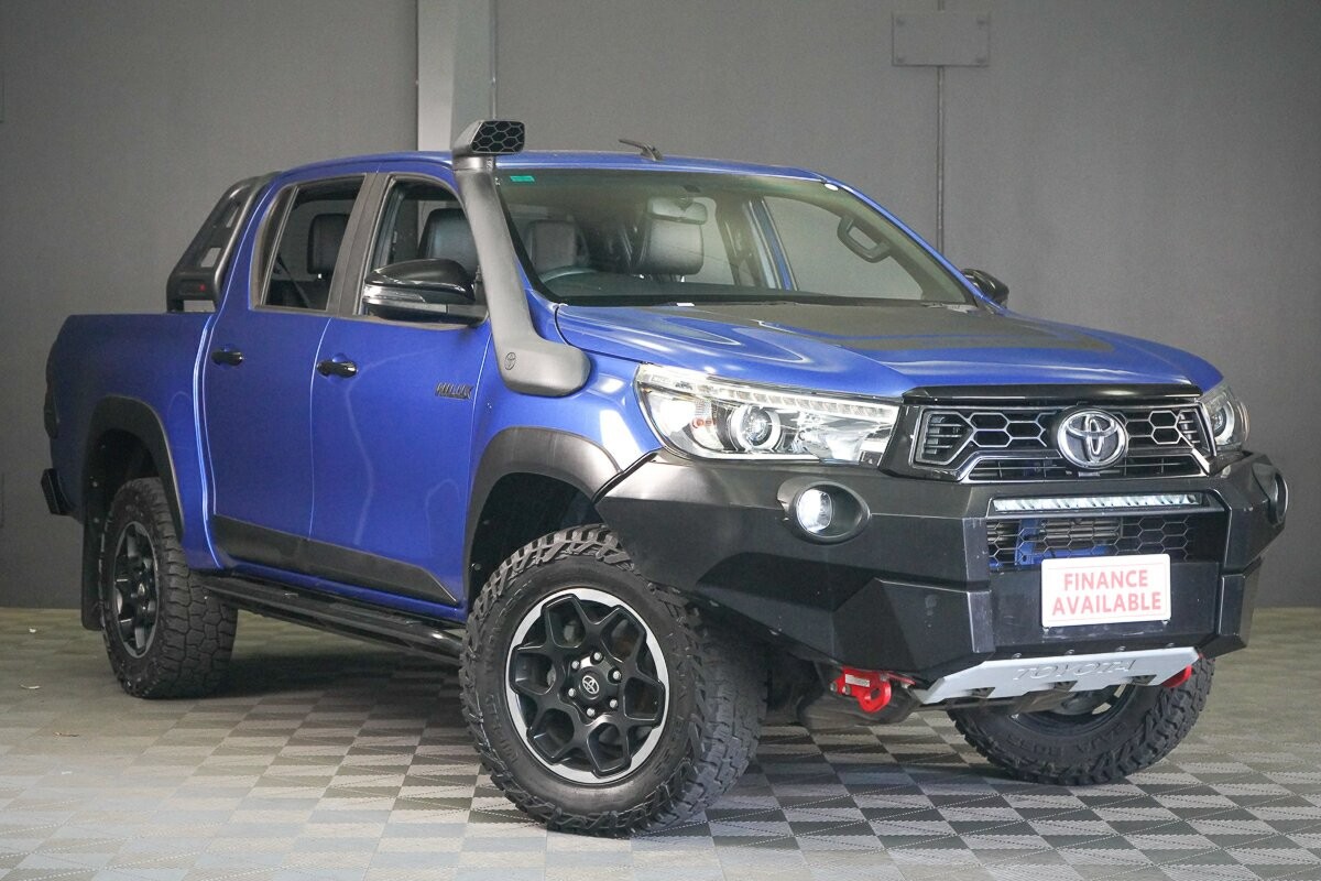 Toyota Hilux image 1