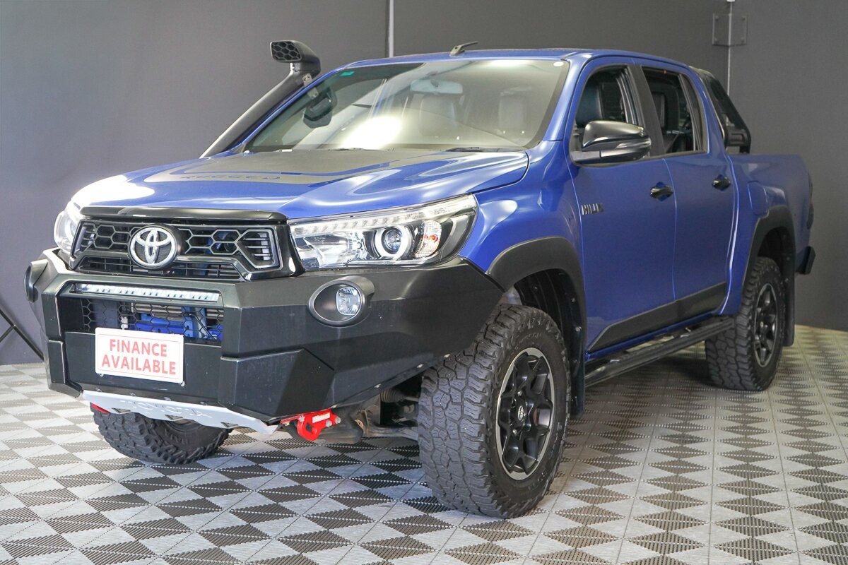 Toyota Hilux image 4