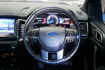 https://vehicle-cdn.autoleague.cloud/30640_U110445_10.jpg