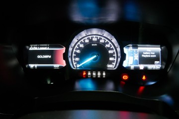 https://vehicle-cdn.autoleague.cloud/30640_U110445_11.jpg