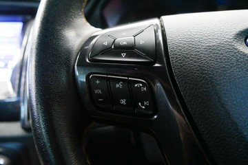 https://vehicle-cdn.autoleague.cloud/30640_U110445_15.jpg