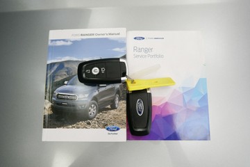 https://vehicle-cdn.autoleague.cloud/30640_U110445_23.jpg