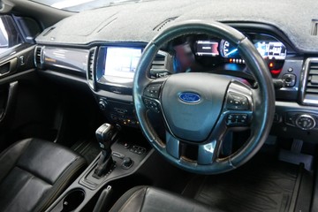 https://vehicle-cdn.autoleague.cloud/30640_U110445_8.jpg