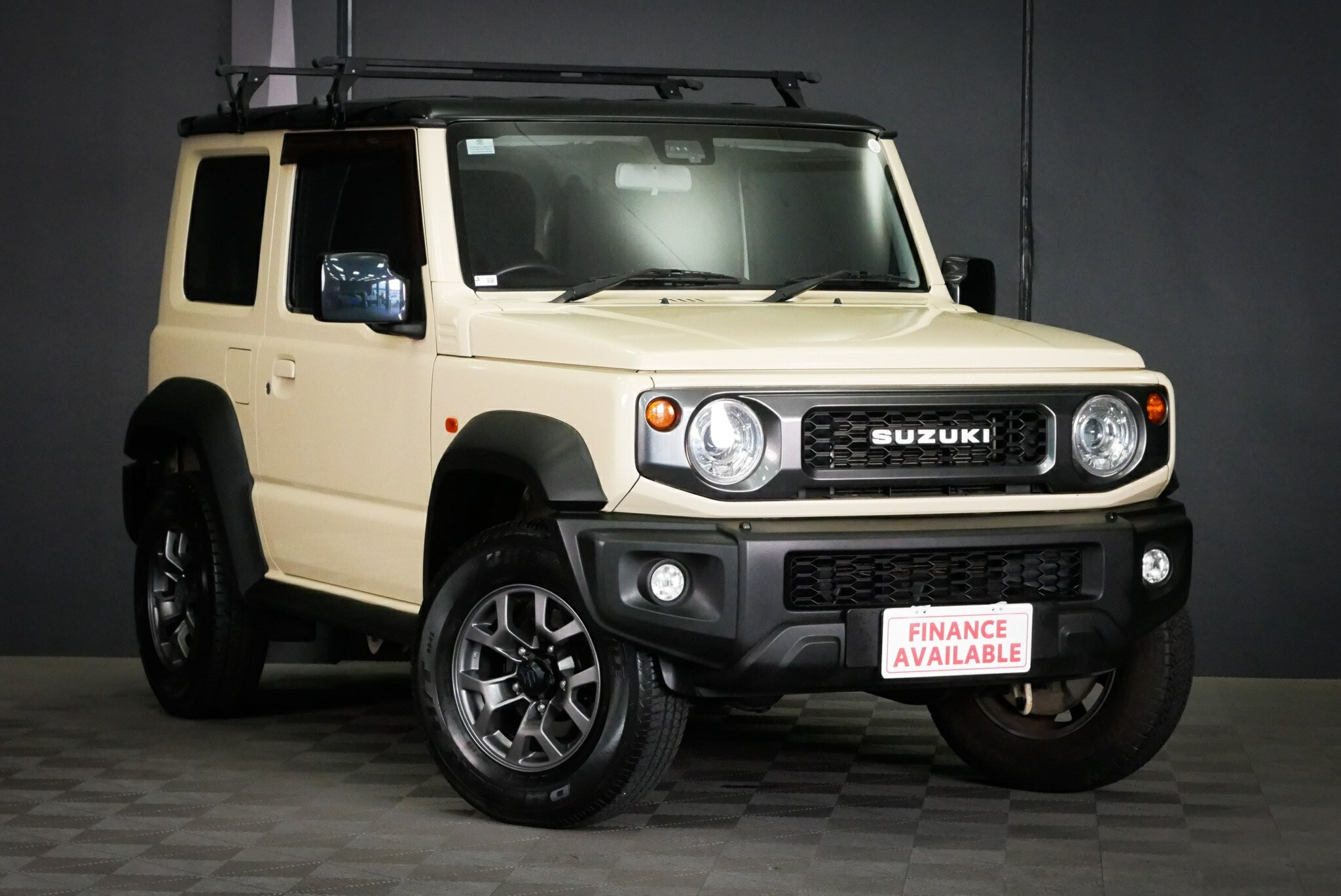Suzuki Jimny image 1