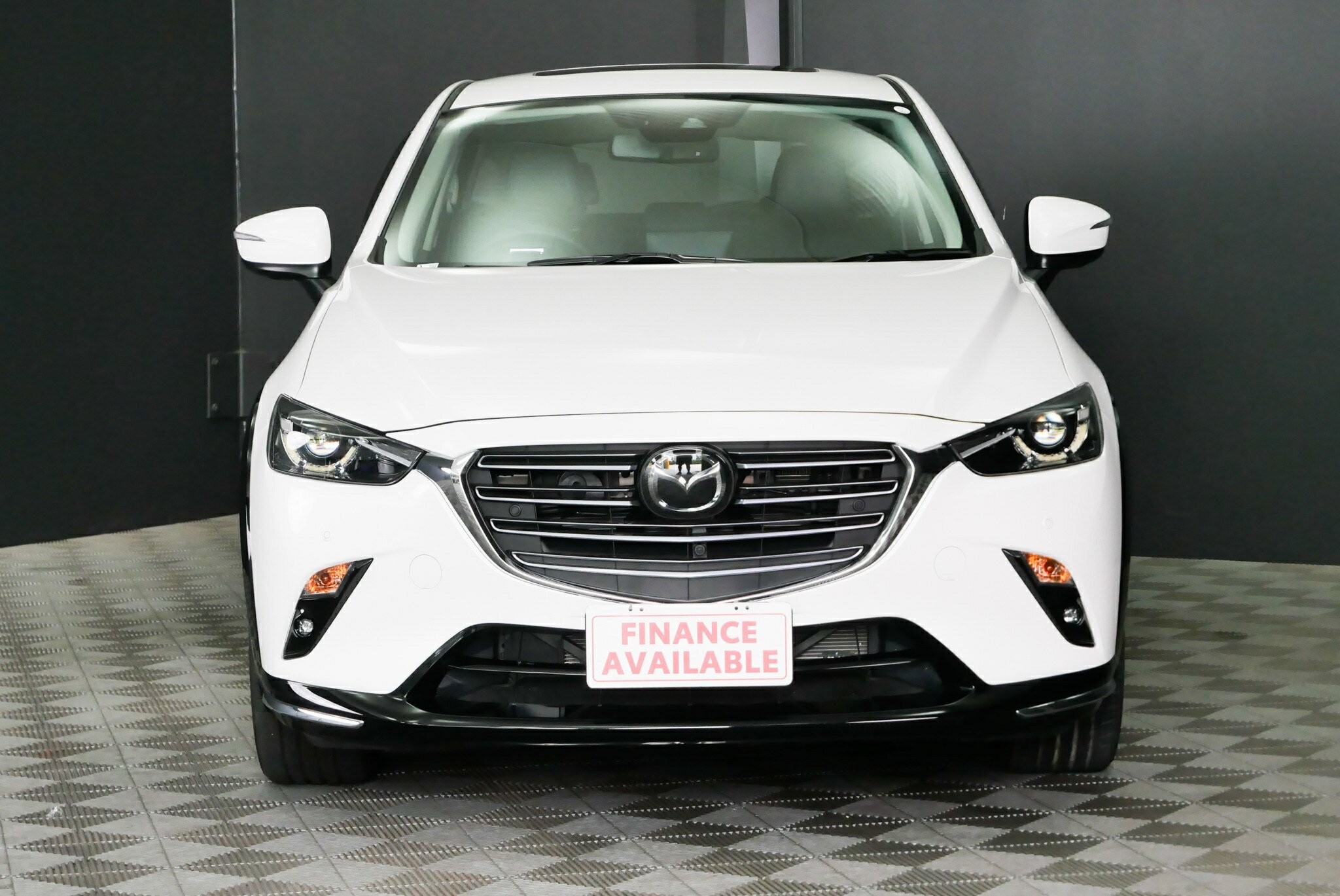 Mazda Cx-3 image 2