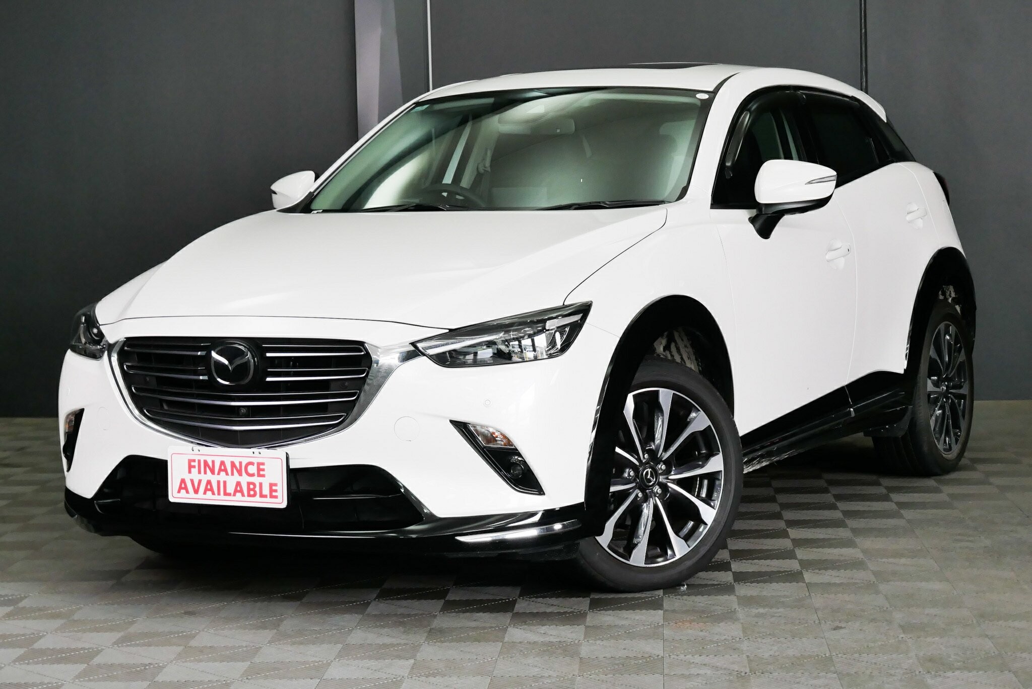 Mazda Cx-3 image 3