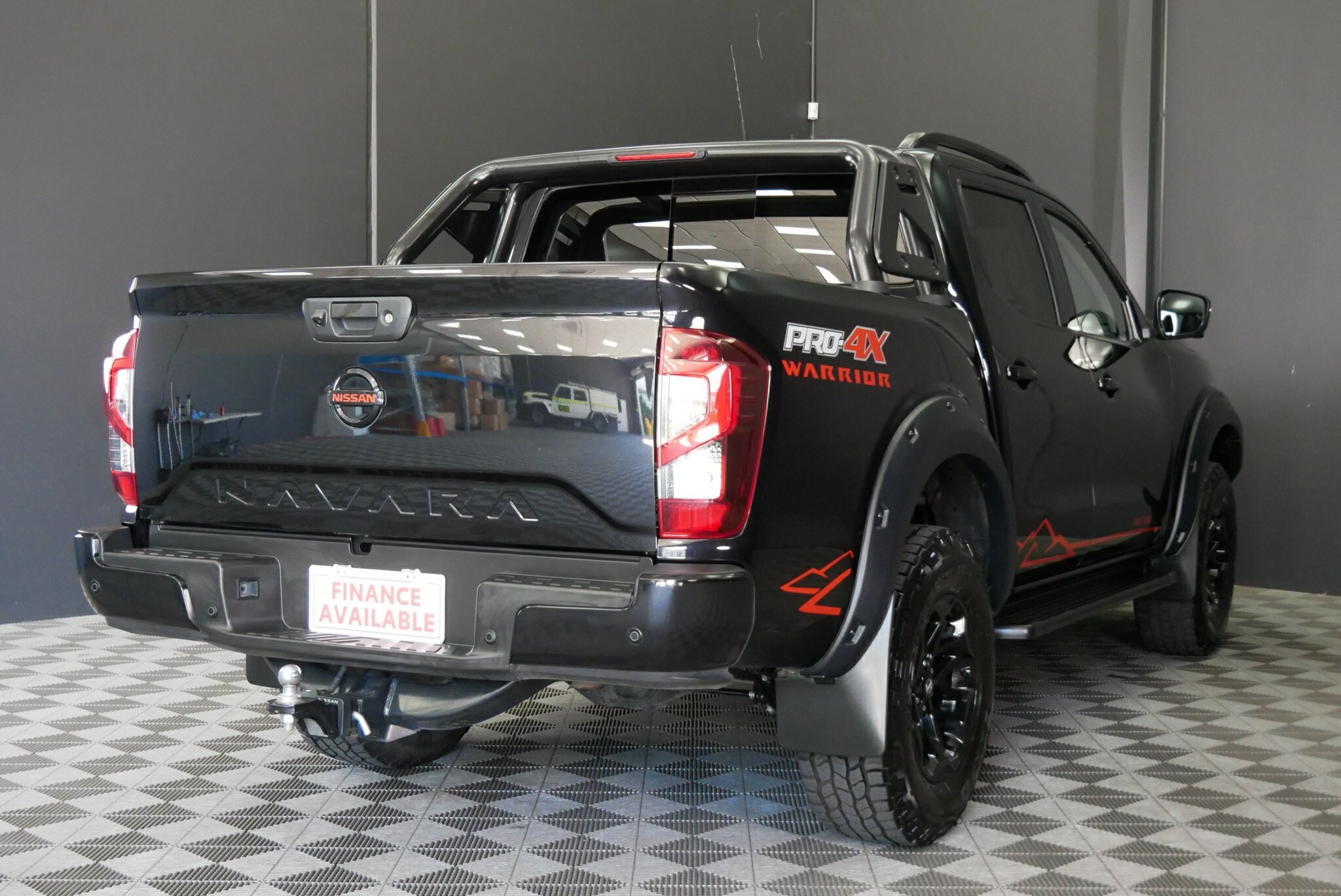 Nissan Navara image 4