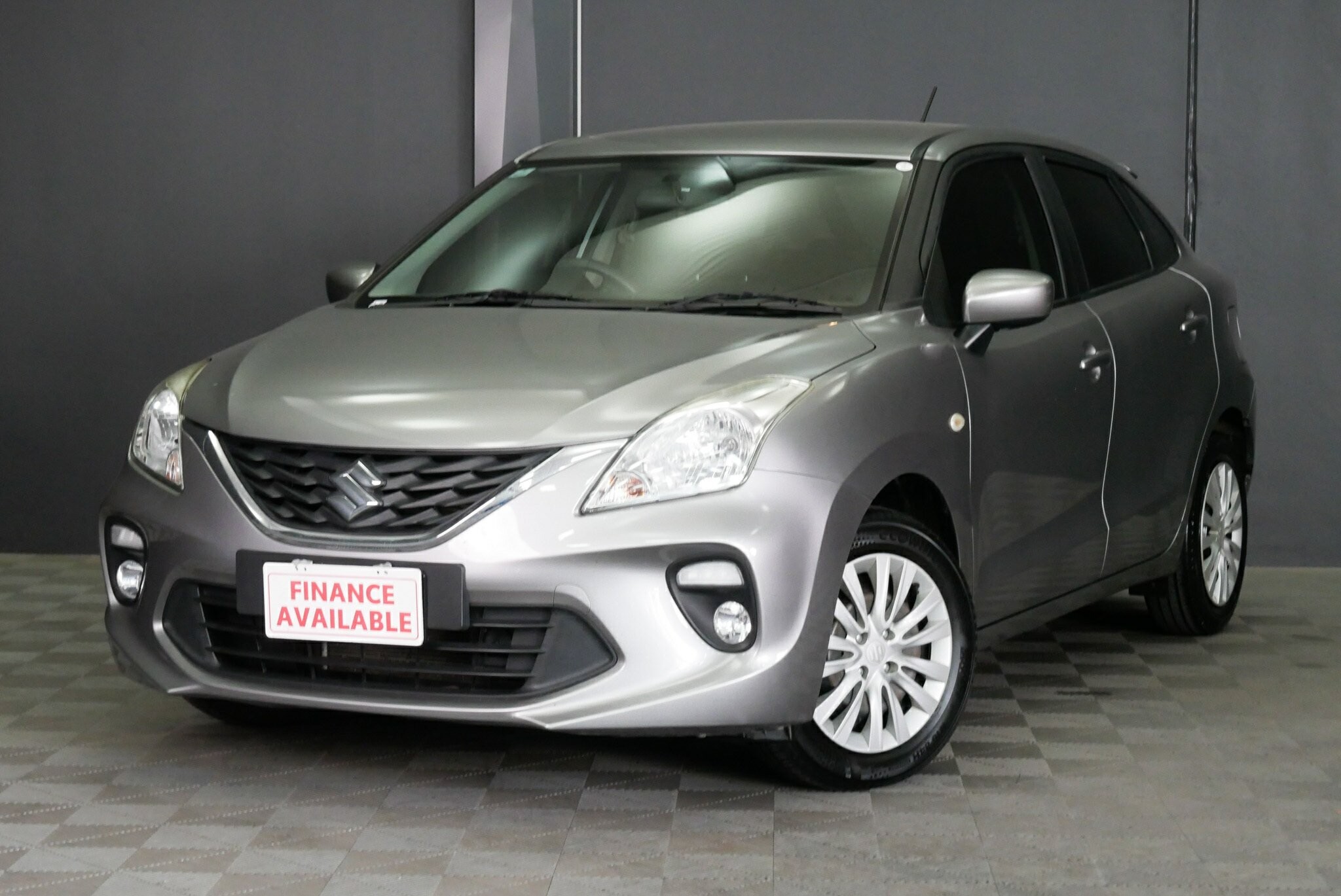 Suzuki Baleno image 3
