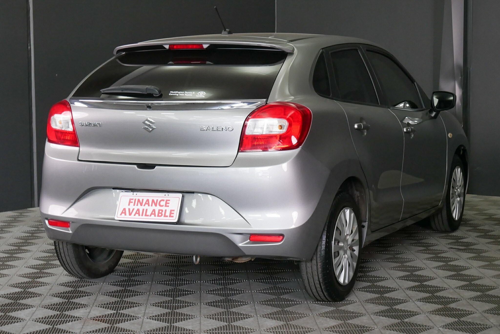 Suzuki Baleno image 4