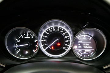 https://vehicle-cdn.autoleague.cloud/30640_U110487_11.jpg