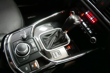 https://vehicle-cdn.autoleague.cloud/30640_U110487_13.jpg