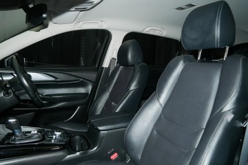 https://vehicle-cdn.autoleague.cloud/30640_U110487_19.jpg