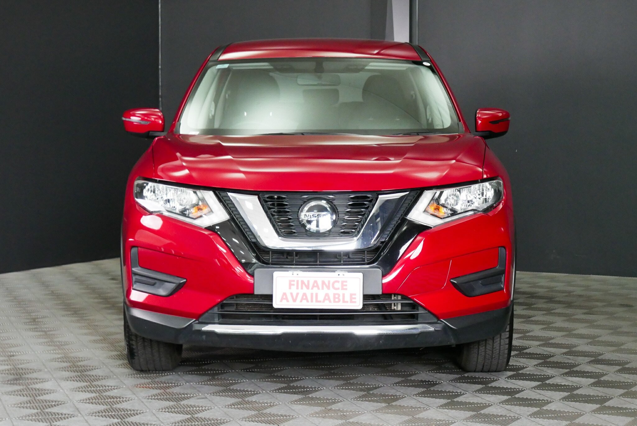 Nissan X-trail image 2