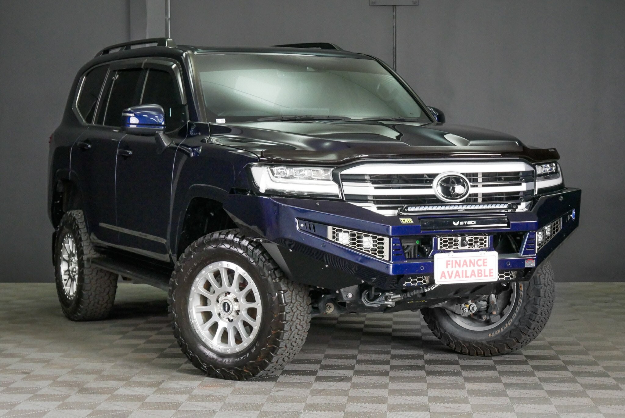 Toyota Landcruiser image 1