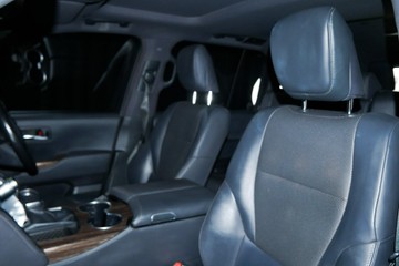 https://vehicle-cdn.autoleague.cloud/30640_U110506_21.jpg