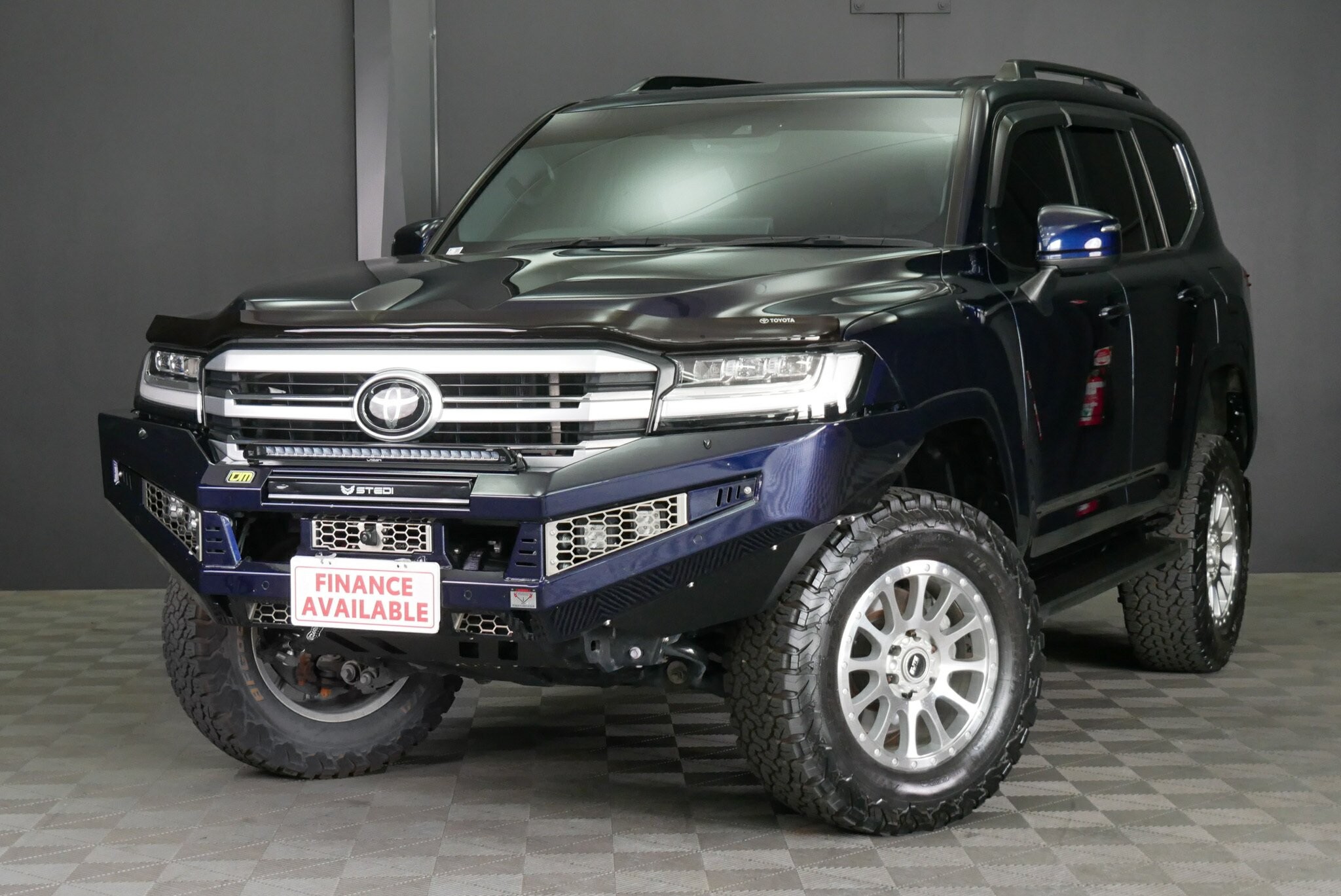 Toyota Landcruiser image 3