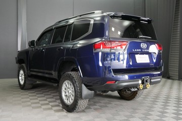https://vehicle-cdn.autoleague.cloud/30640_U110506_6.jpg