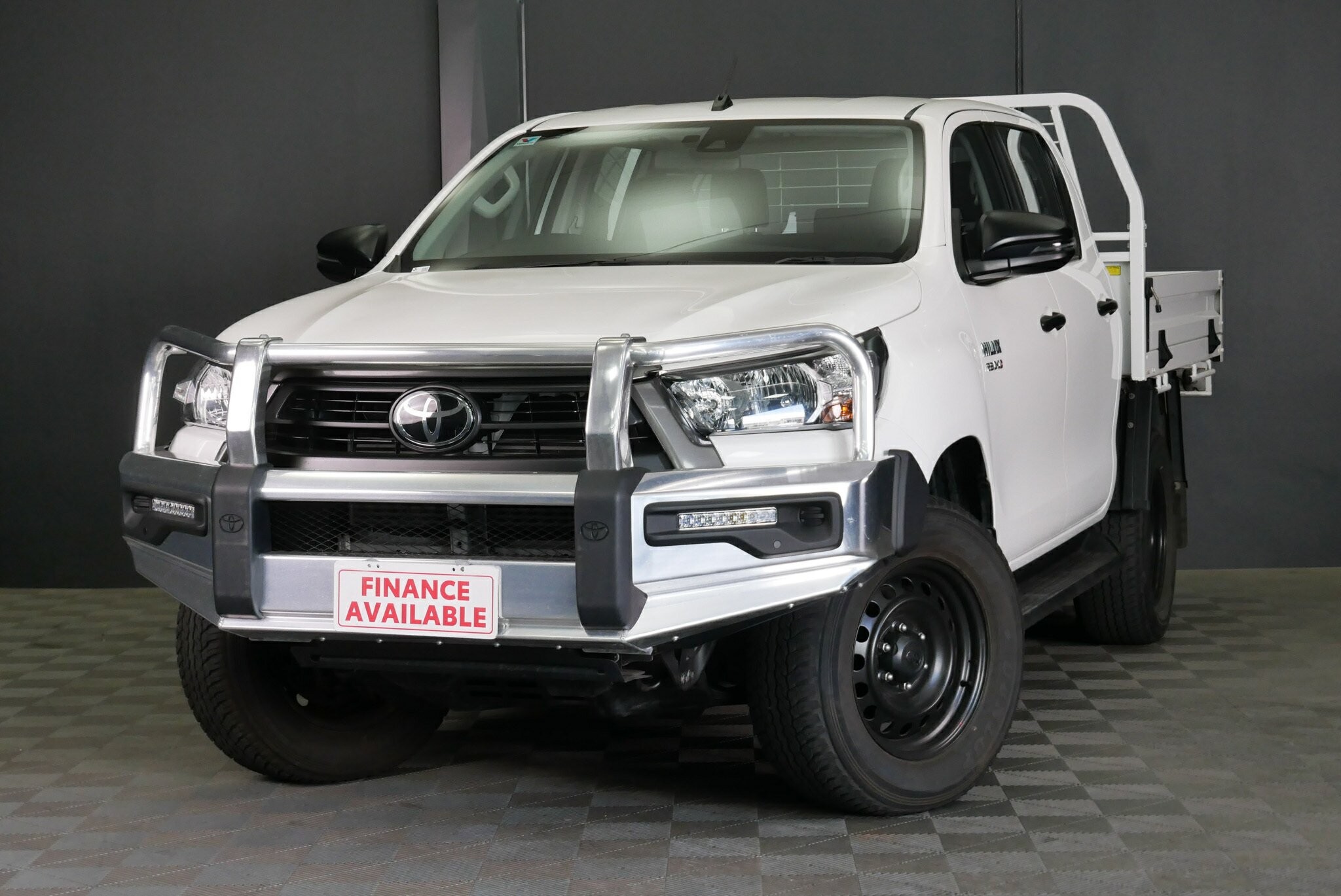 Toyota Hilux image 3