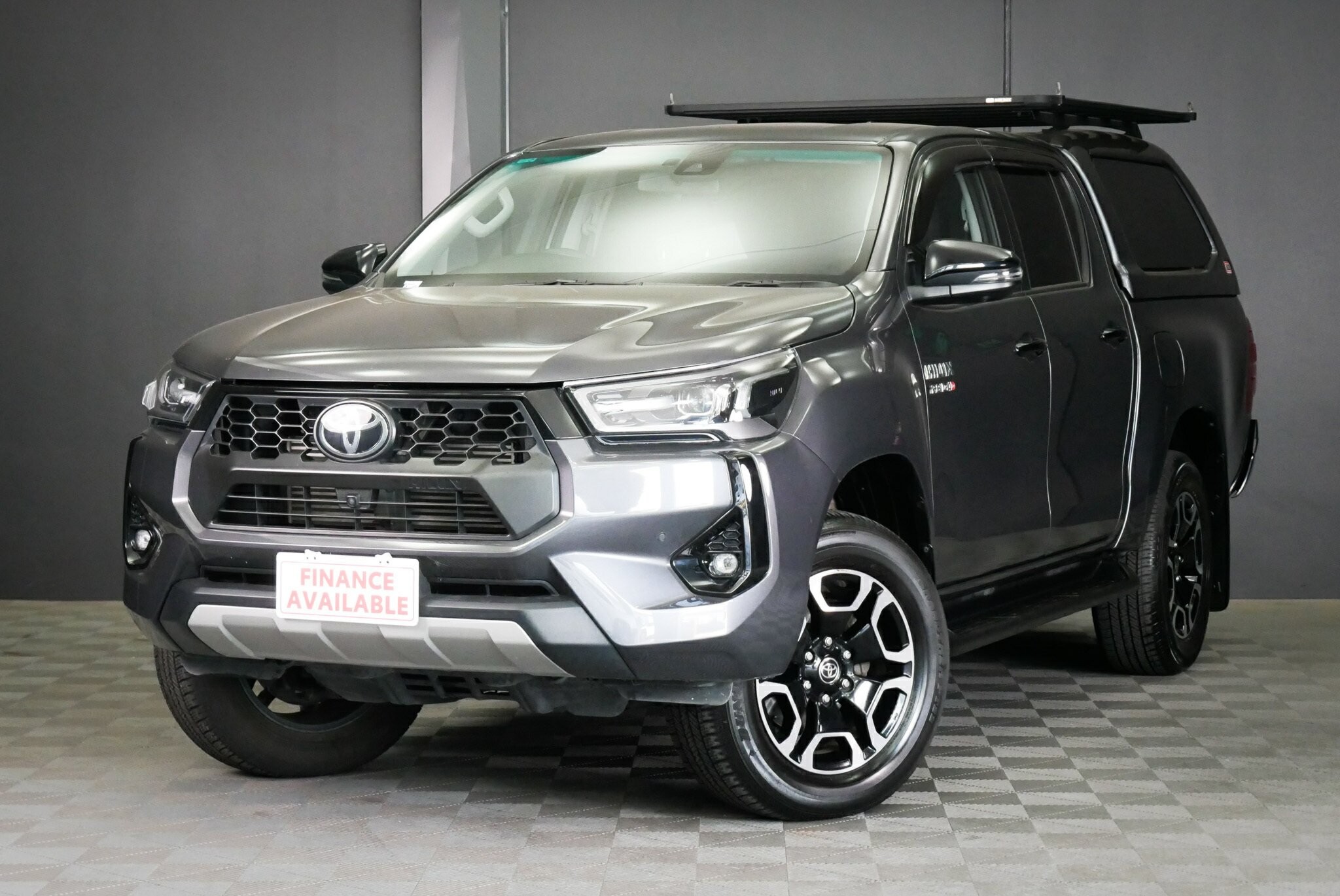 Toyota Hilux image 3