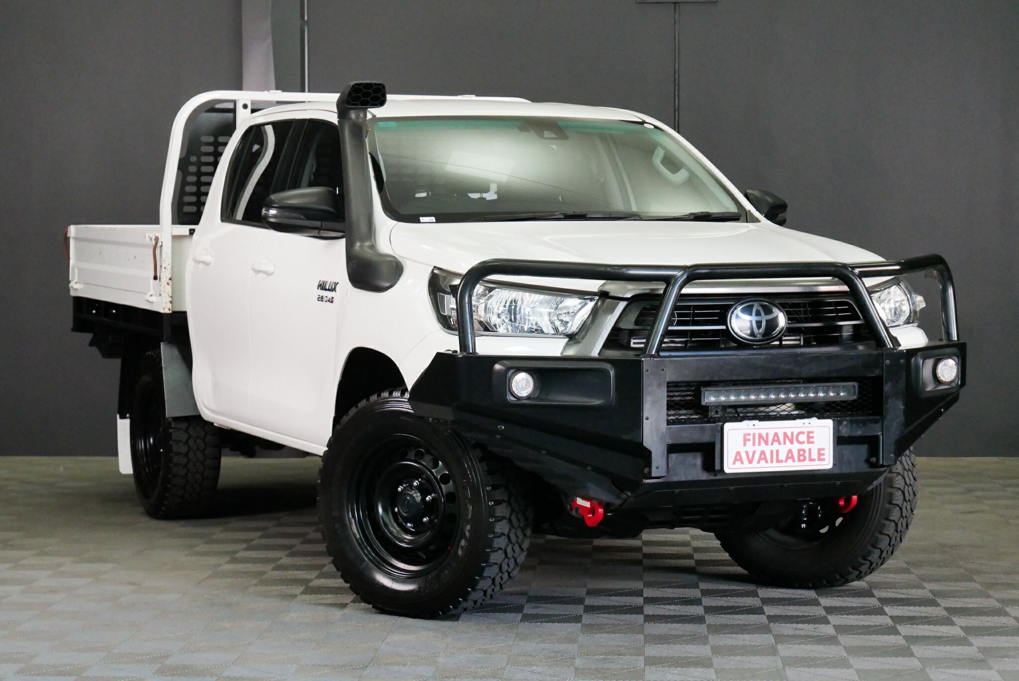 Toyota Hilux image 1