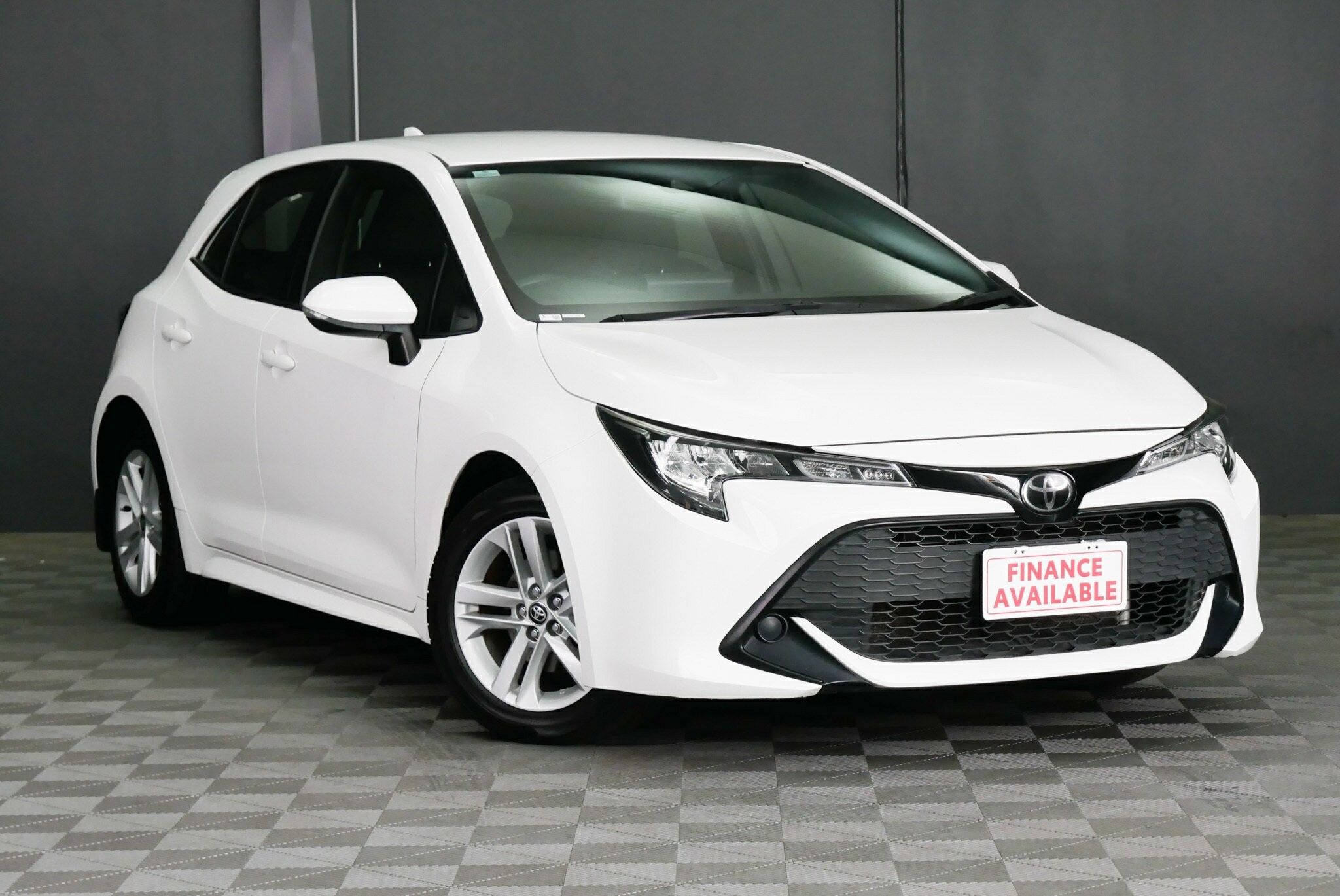 Toyota Corolla image 1