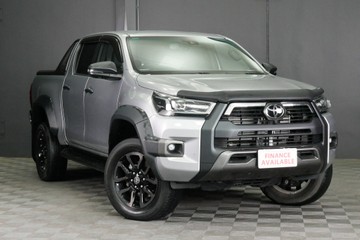 https://vehicle-cdn.autoleague.cloud/30640_U110546_1.jpg