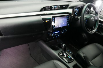 https://vehicle-cdn.autoleague.cloud/30640_U110546_21.jpg