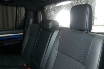 https://vehicle-cdn.autoleague.cloud/30640_U110546_23.jpg