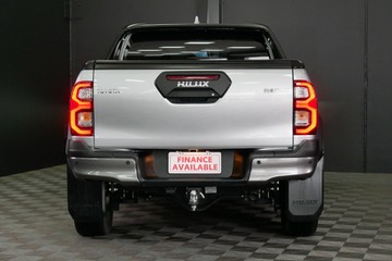https://vehicle-cdn.autoleague.cloud/30640_U110546_5.jpg
