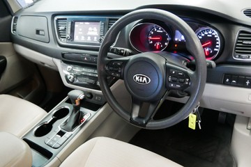 https://vehicle-cdn.autoleague.cloud/30640_U110560_7.jpg