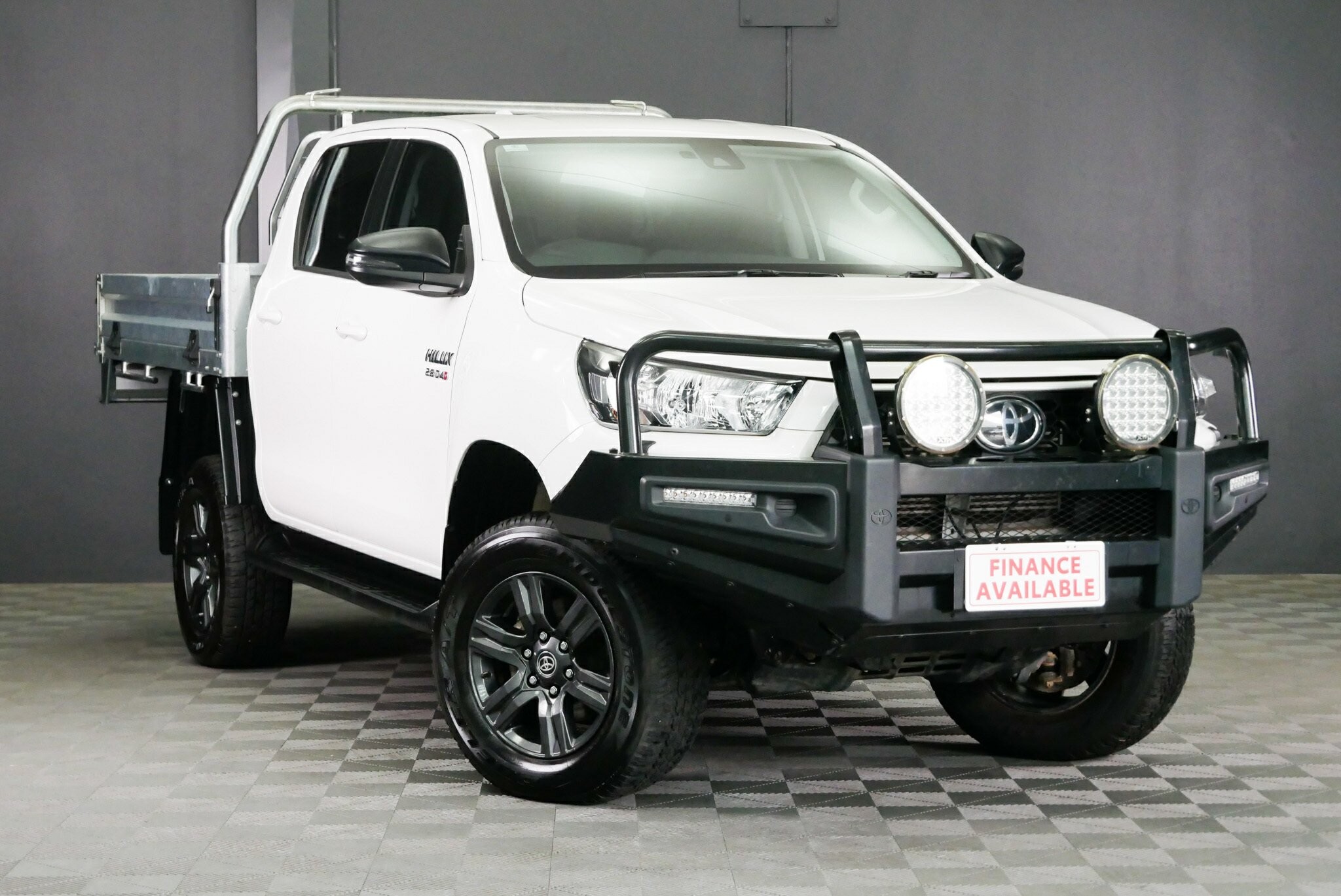 https://vehicle-cdn.autoleague.cloud/30640_U110583_1.jpg