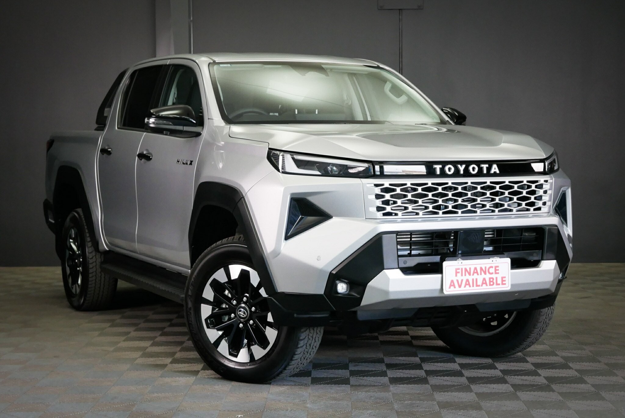 Toyota Hilux image 1