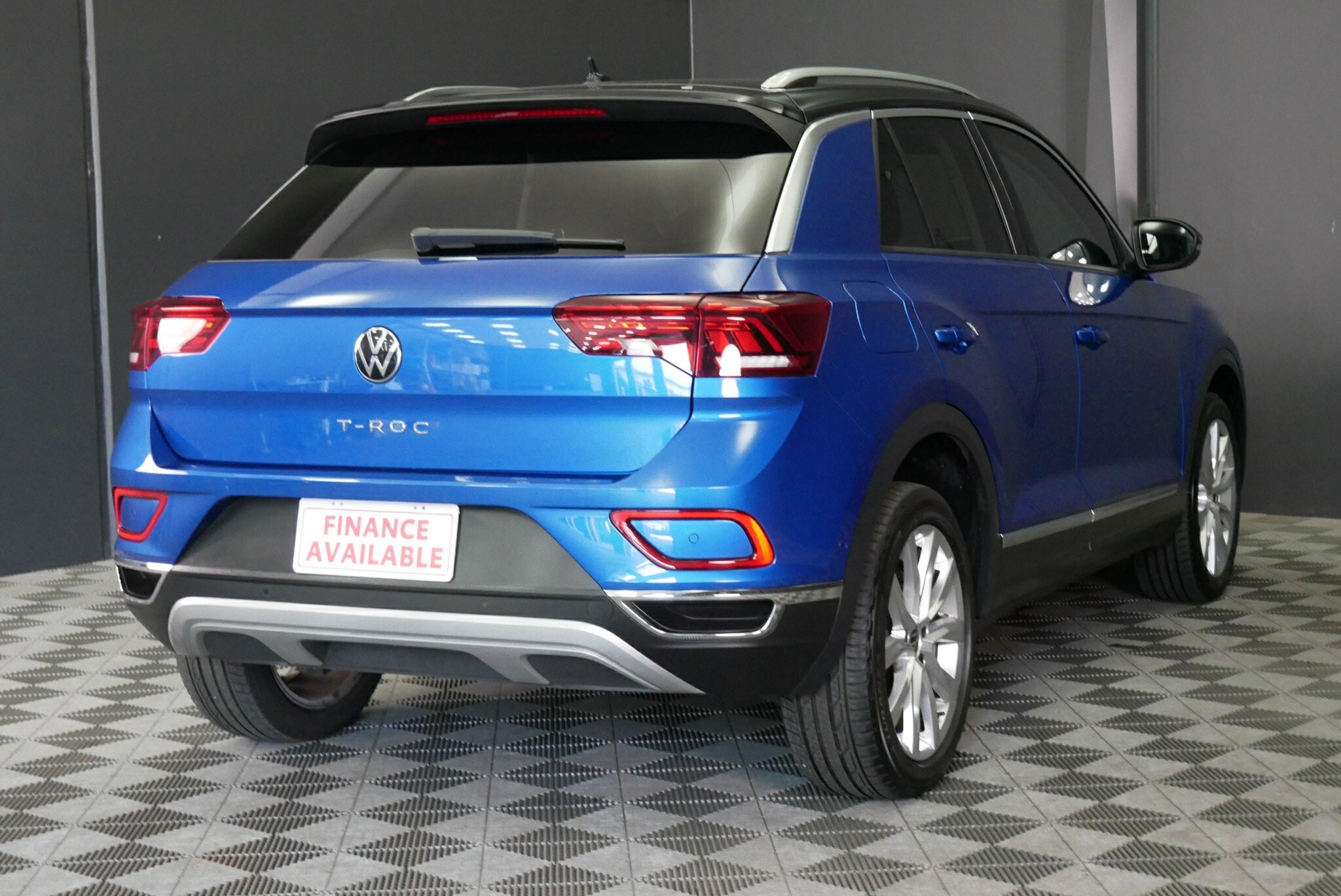 Volkswagen T-roc image 4