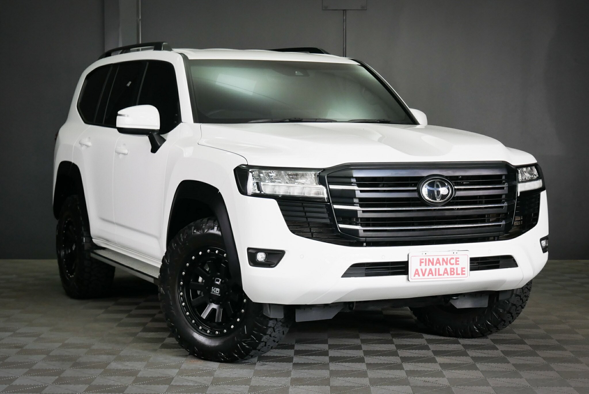 Toyota Landcruiser image 1