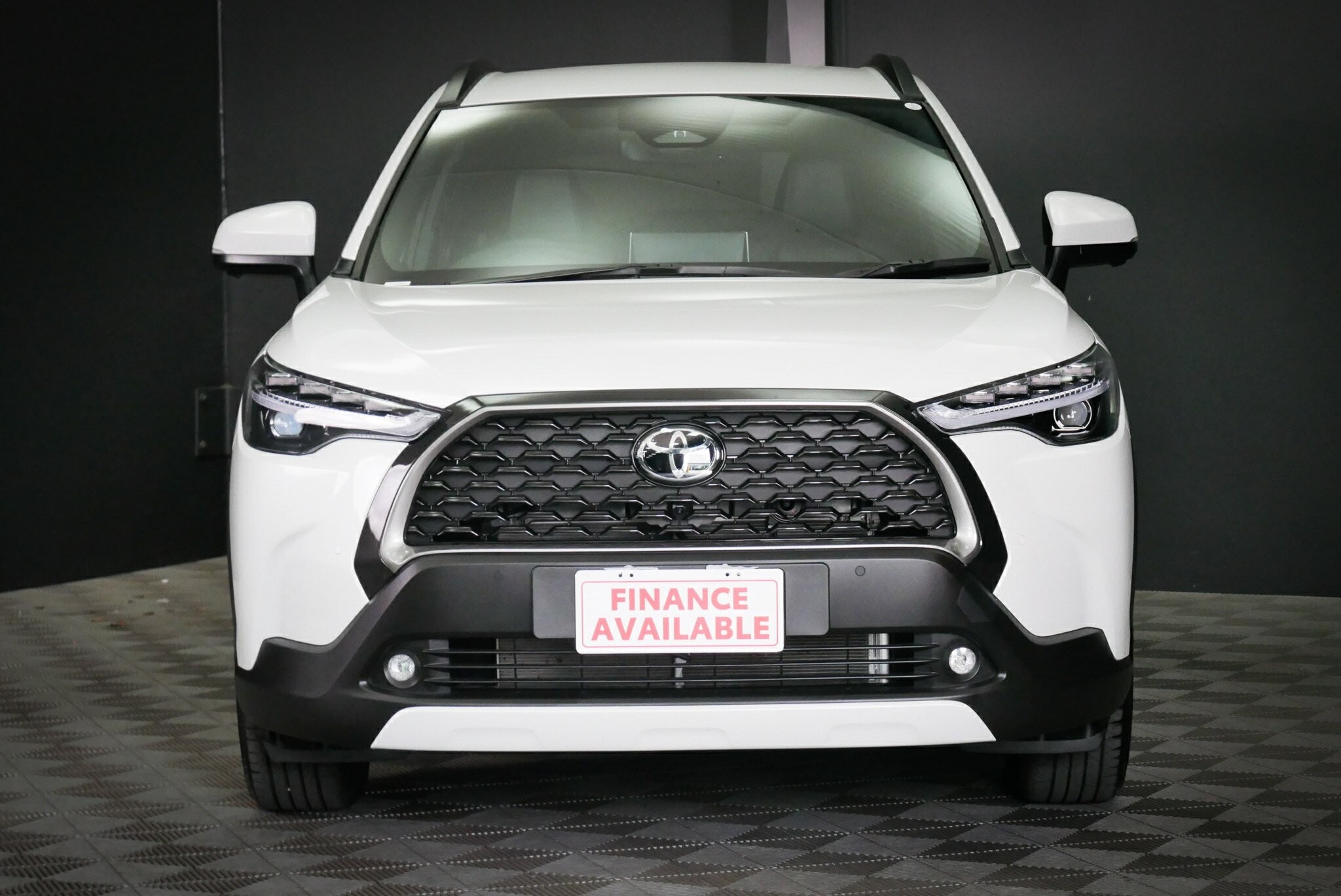 Toyota Corolla Cross image 2