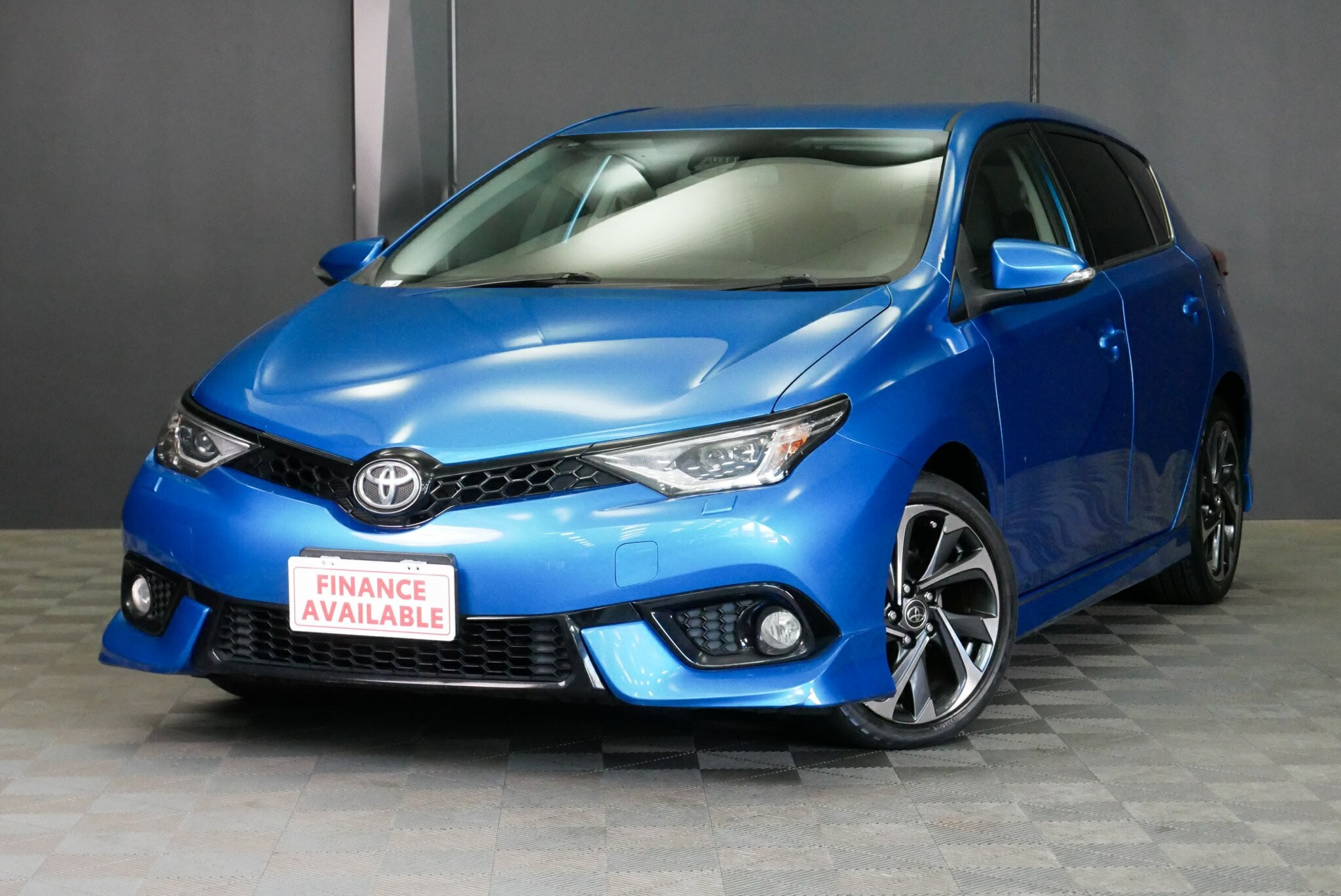 Toyota Corolla image 3