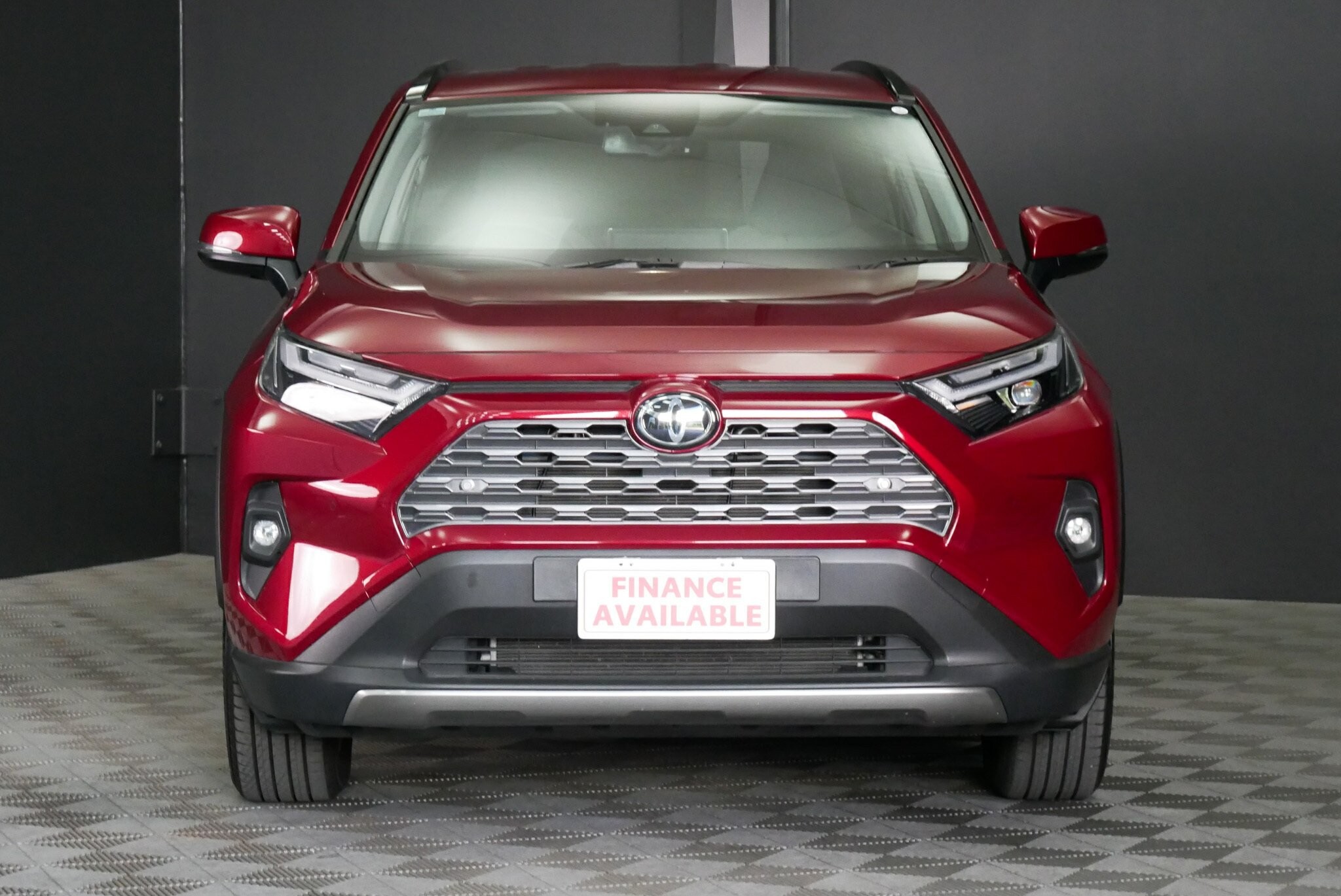 Toyota Rav4 image 2