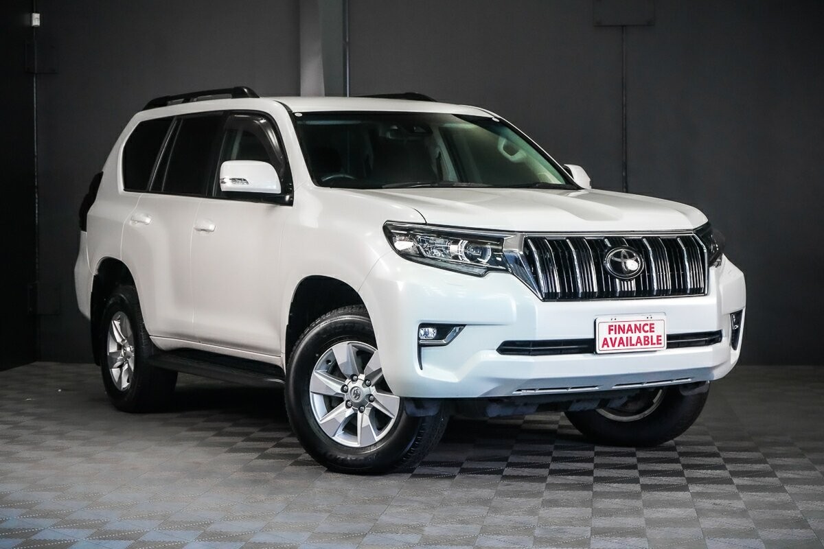 Toyota Landcruiser Prado image 1