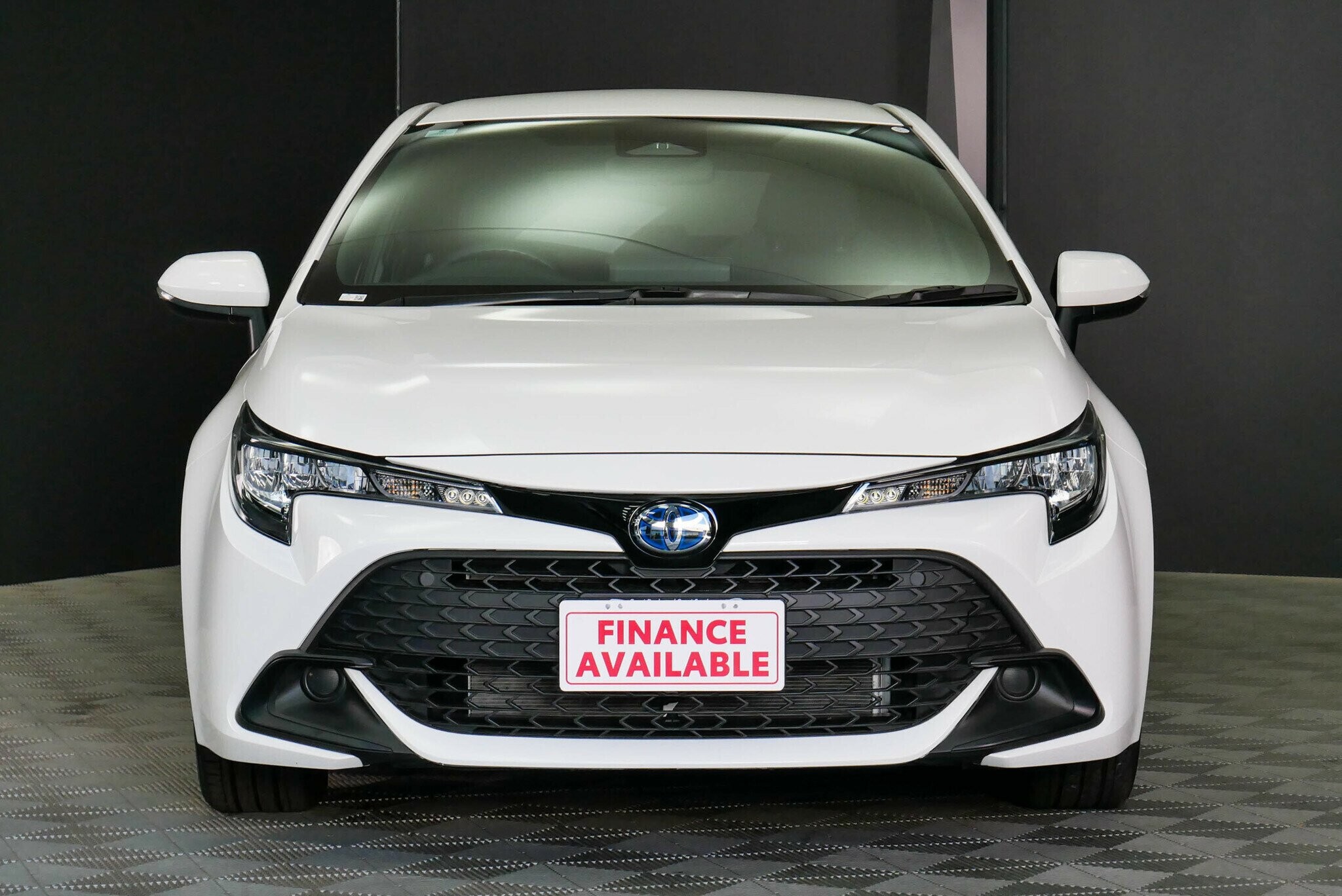 Toyota Corolla Hatch 1.8l Hyb Cvt Ascent S image 2