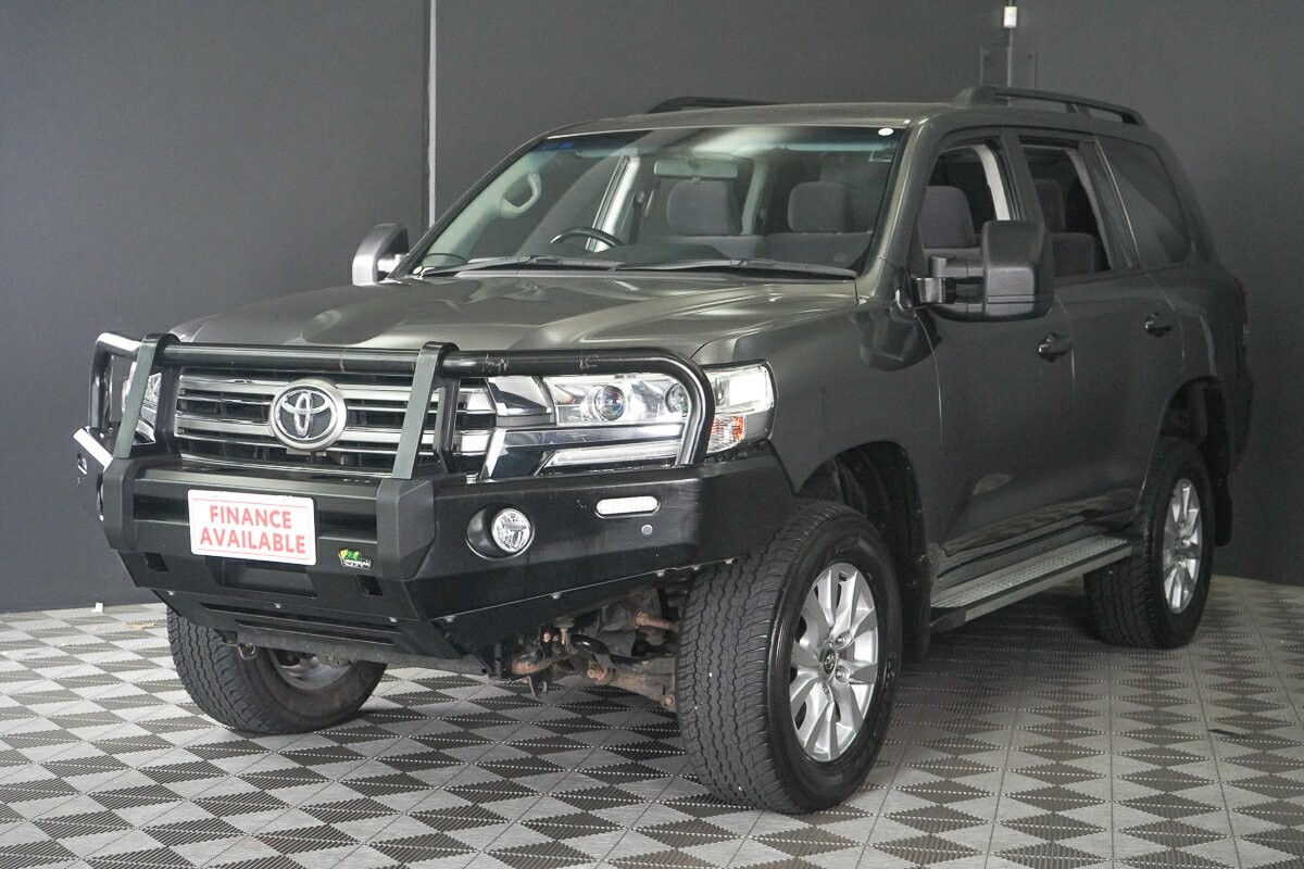 Toyota Landcruiser image 4