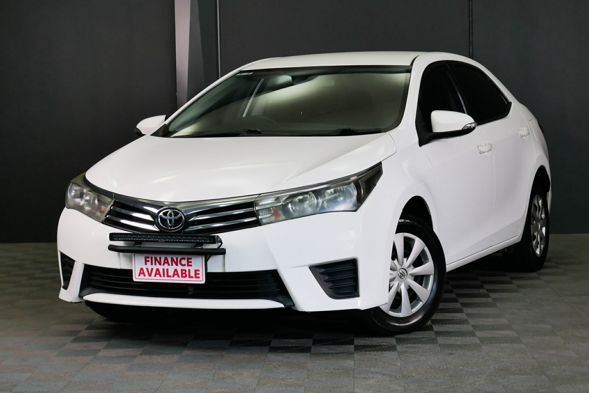 Toyota Corolla image 3