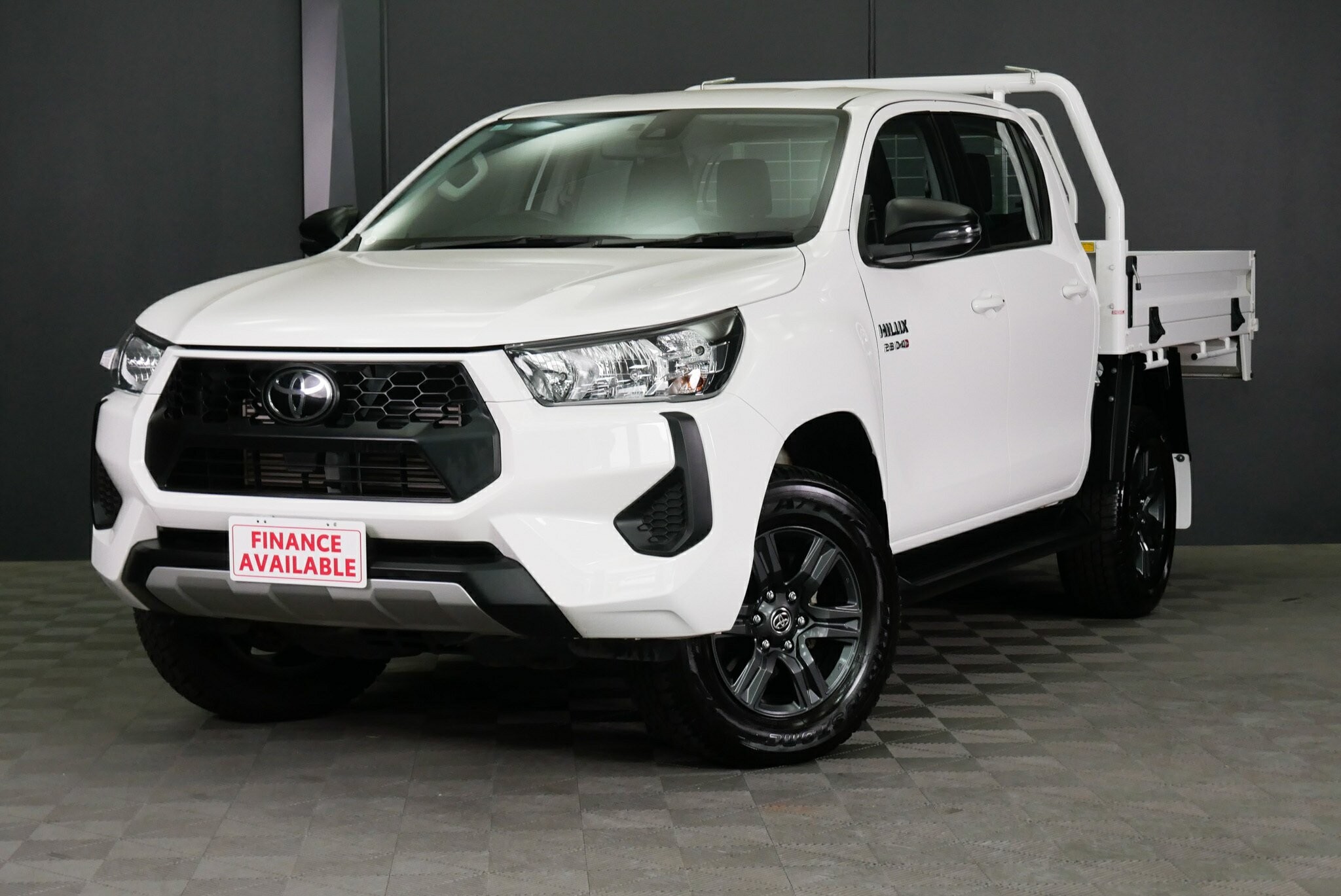 Toyota Hilux image 3